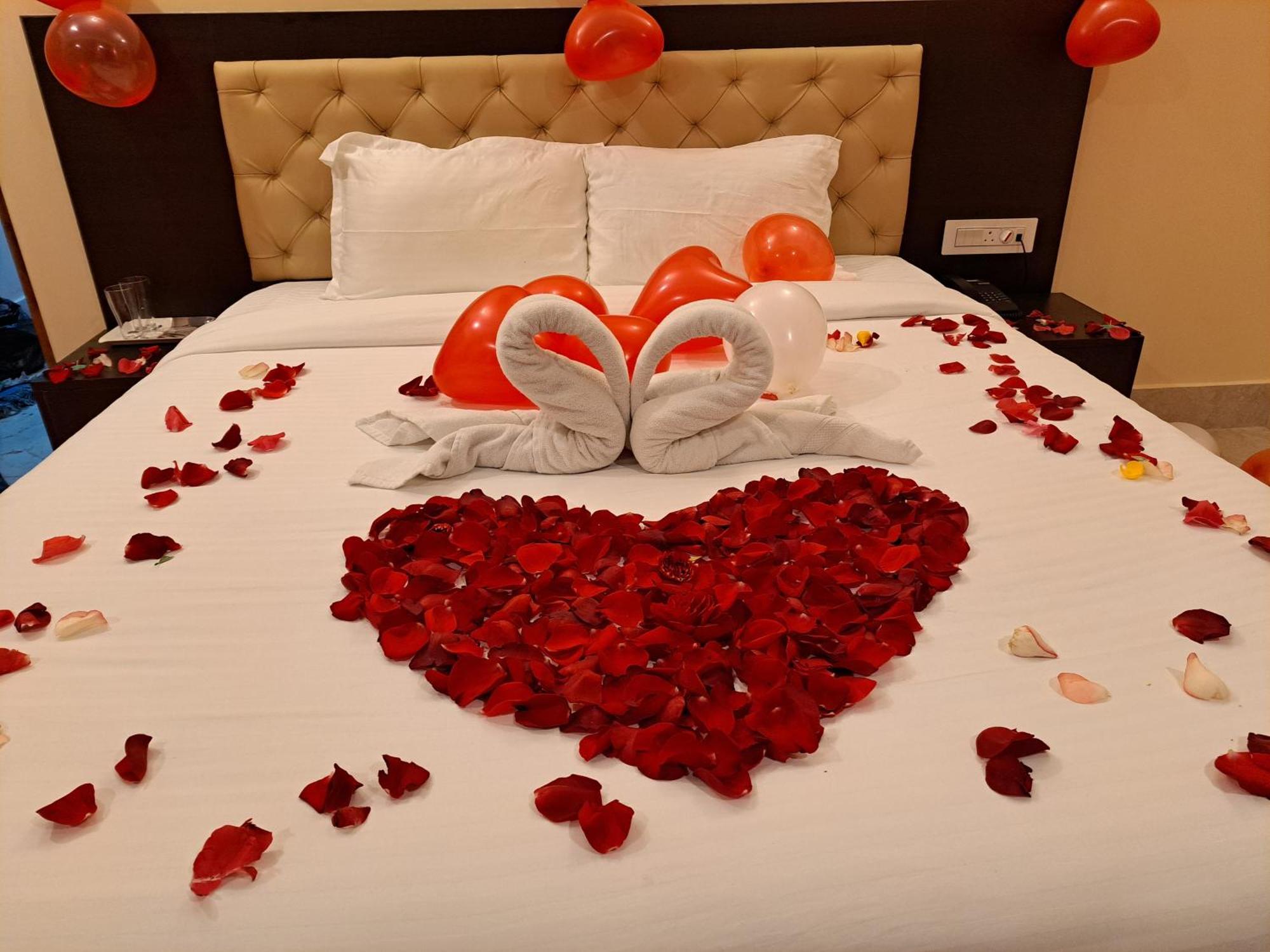 Snow White Retreat Hotel And Restaurant Ґанґток Екстер'єр фото
