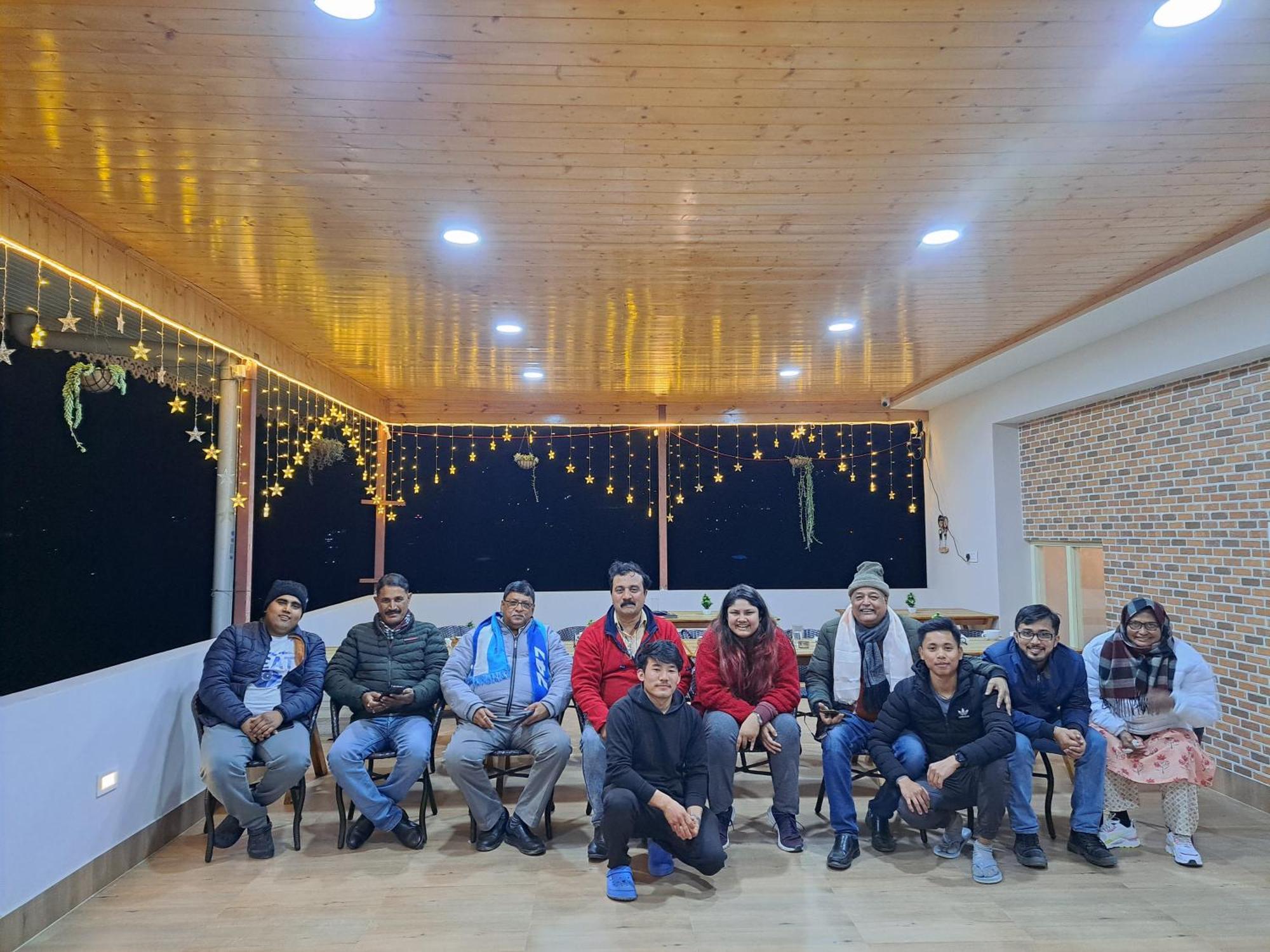 Snow White Retreat Hotel And Restaurant Ґанґток Екстер'єр фото