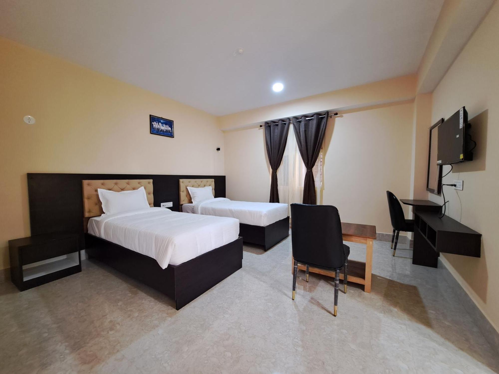 Snow White Retreat Hotel And Restaurant Ґанґток Екстер'єр фото