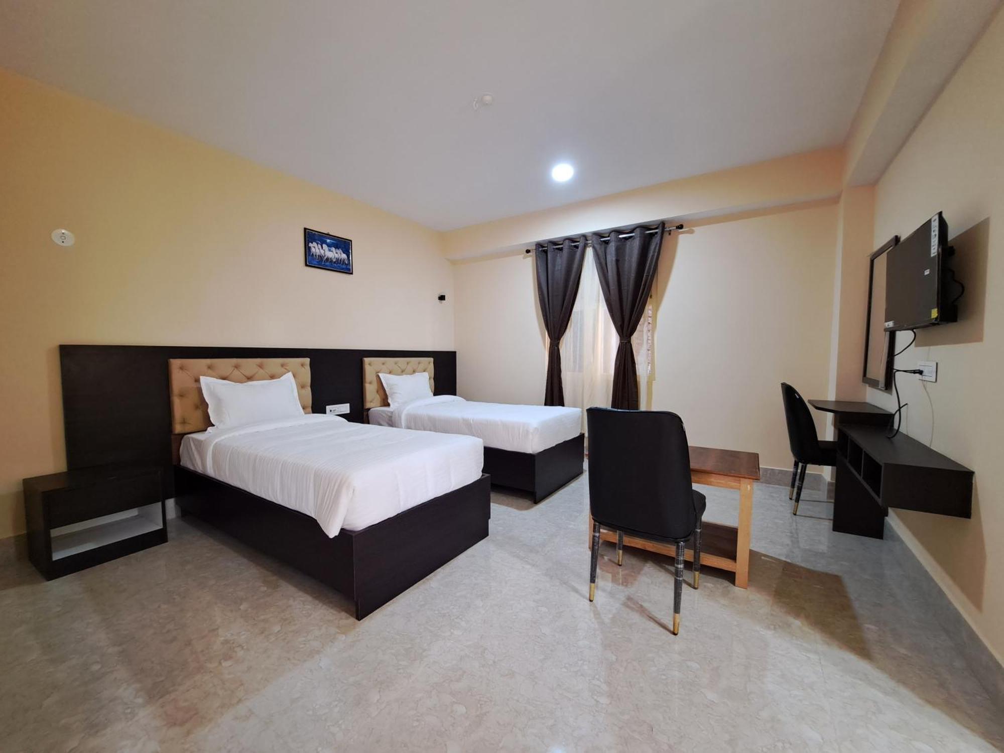 Snow White Retreat Hotel And Restaurant Ґанґток Екстер'єр фото