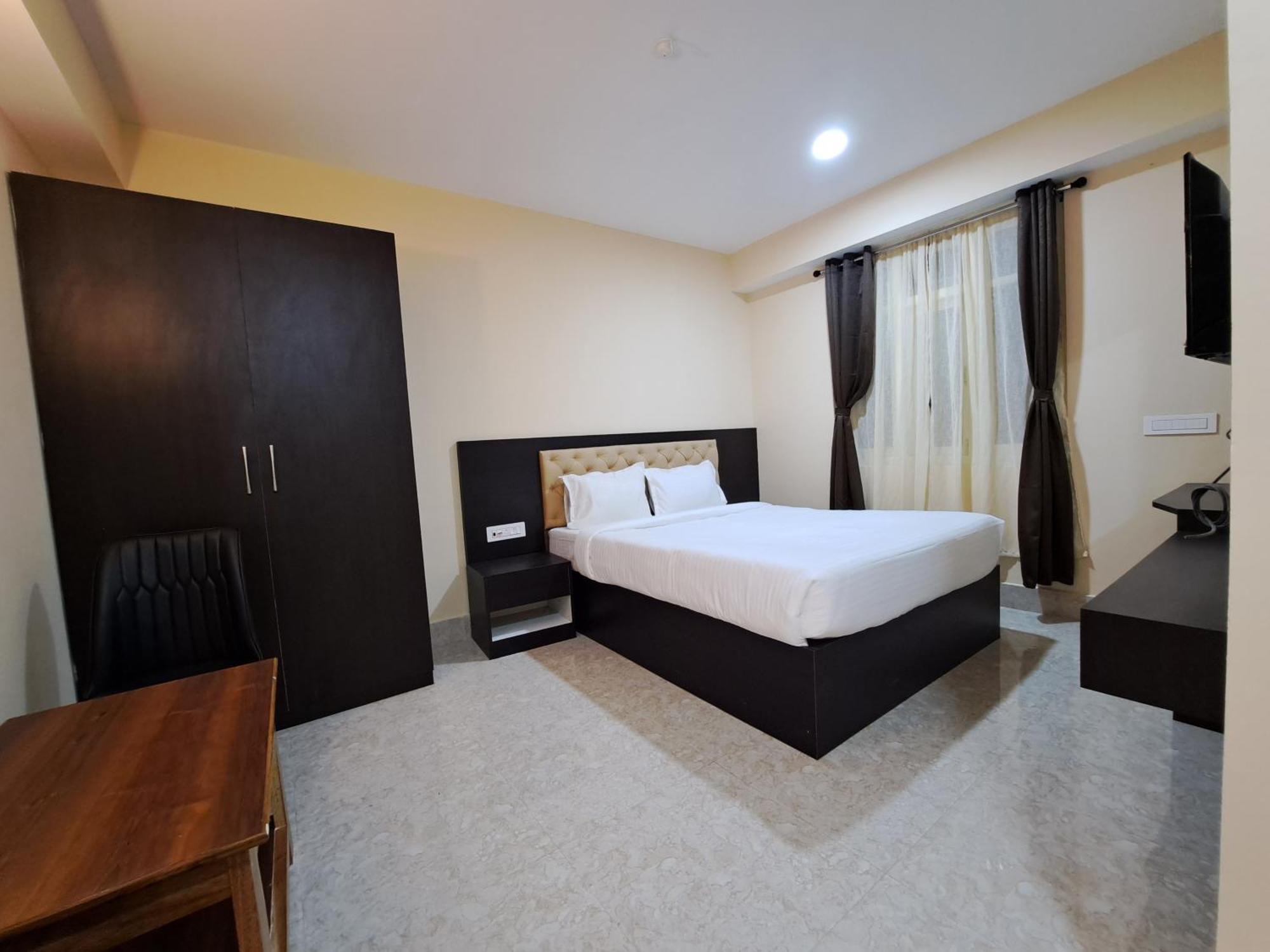 Snow White Retreat Hotel And Restaurant Ґанґток Екстер'єр фото